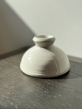 Load image into Gallery viewer, half demijohn vase
