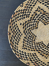 Load image into Gallery viewer, ratten woven placements, star pattern
