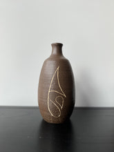 Load image into Gallery viewer, Vintage handmade vase with etched design
