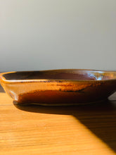 Load image into Gallery viewer, low oval ceramic dish
